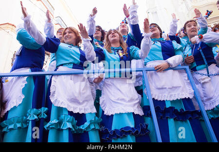 Karneval. Parade der Chöre in der Calle Ancha.Cádiz, Andalusien, Spanien Stockfoto