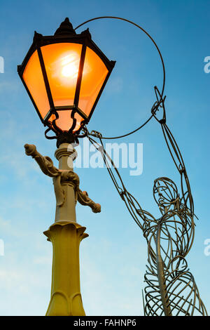 Leuchtfeuer der Hoffnung-Statue in Belfast City Centre Stockfoto