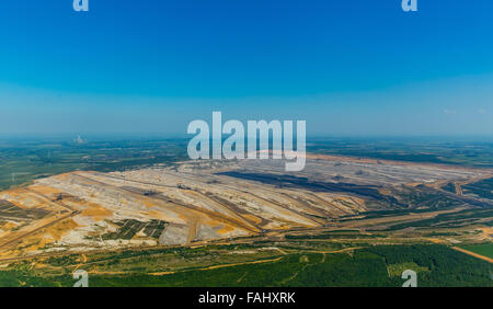 Luftbild, Braunkohle, Braunkohle Bergbau Niederzier, Braunkohletagebau, Elsdorf, Niederrhein Braunkohle Bergbau, Nordrhein-Westfalen Stockfoto