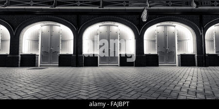 Schwarz und weiß der West Pier Bögen Stockfoto