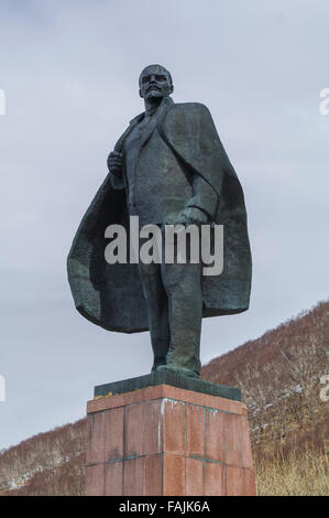 Vladimir Lenin-Statue am Lenin-Platz in Petropavlovsk-Kamchatskiy, Kamtschatka, Russische Föderation. Stockfoto