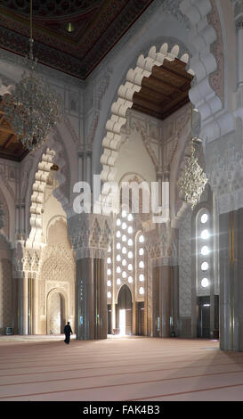 Innenraum, großen Gebetshalle, Hassan II Moschee, Casablanca, Grand Casablanca Region, Marokko Stockfoto