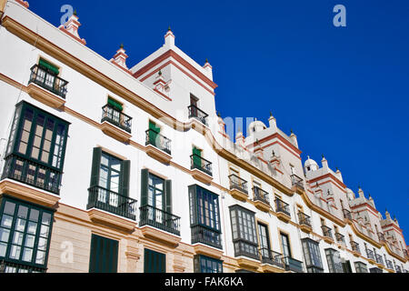 Aussichtspunkt Türme der Casa de Las Cinco Torres, Plaza de España. Cádiz. Andalucía. Spanien Stockfoto