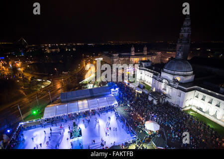 Luftaufnahme von Winter Wonderland in an Weihnachten in Cardiff, Südwales. Stockfoto