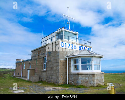 Nationale Coastwatch Station, Gwennap Kopf, Cornwall, England, Großbritannien Stockfoto