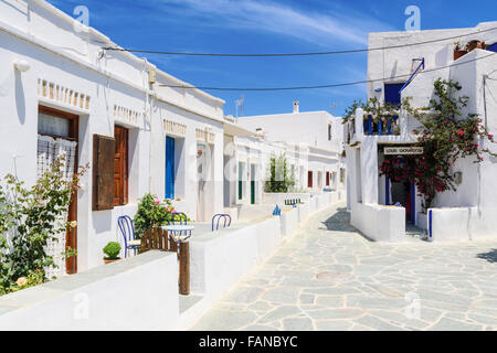 Alte Häuser in der Chora von Folegandros Insel, Kykladen, Griechenland Stockfoto