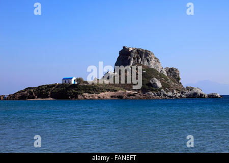 Kastri Insel mit Kapelle des Heiligen Nikolaus, Kefalos Bay, Kefalos Stadt, Insel Kos, Dodekanes Gruppe von Inseln, Süd Ägäis Stockfoto