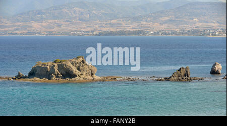 Blick über Chrysohou Bucht in der Nähe von Bädern der Aphrodite, Latsi rechts Akamas-Halbinsel, Zypern Stockfoto