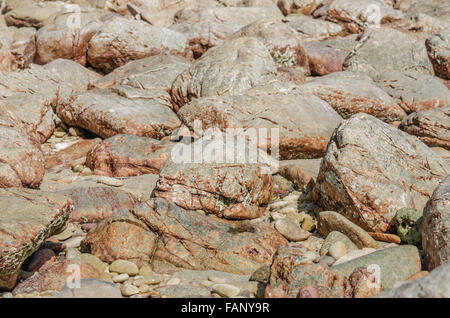 Felsen Hintergrund in Verbundwerkstoffen verwendet werden, sind diese Steinen in der Natur Stockfoto