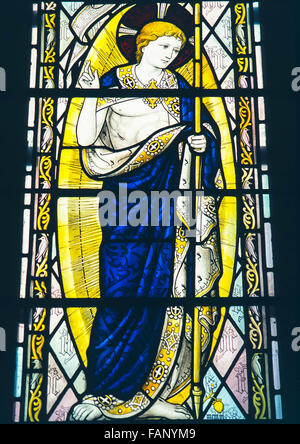 Der auferstandene Christus dargestellt in Glasmalerei in der St.Magnus Kirche Lerwick Shetland Stockfoto