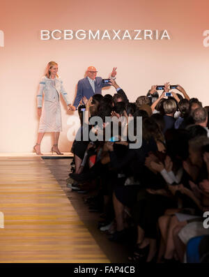 New York, NY - 10. September 2015: Designer Max und Lubov Azria Spaziergang der Start-und Landebahn am BCBG Max Azria zeigen während der NYFW s/s 2016 Stockfoto