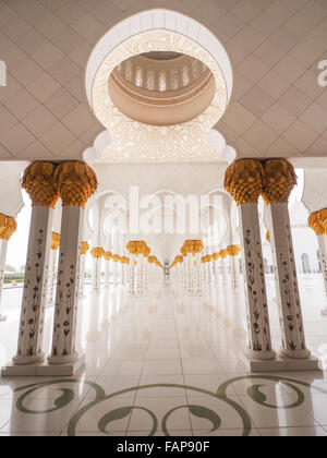 Sheikh-Zayed-Moschee, Abu Dhabi, Vereinigte Arabische Emirate Stockfoto