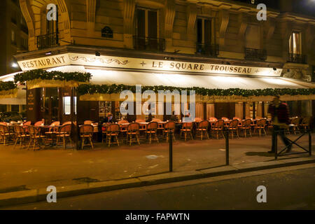 Le Square Aussteuer Restaurant mit Außenterrasse, Paris, Frankreich. Stockfoto