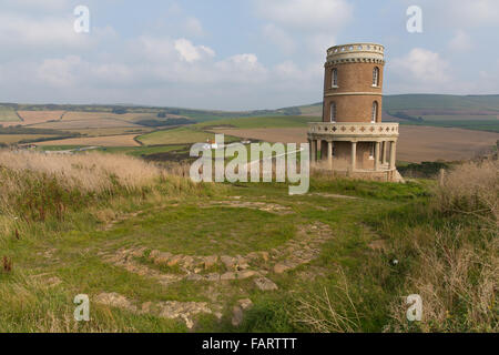 Clavell Tower mit Blick auf Kimmeridge Bucht östlich von Lulworth Cove auf Dorset Küste England uk Stockfoto