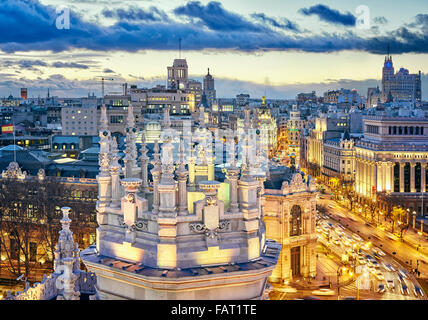 Madrid Skyline aus dem Cibeles Palast auf dem Dach. Madrid, Spanien. Stockfoto