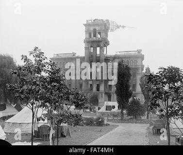 Ruinen des Hall of Justice, Portsmouth Square, nach Erdbeben von San Francisco, Kalifornien, USA, ca. 1906 Stockfoto