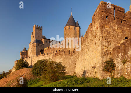 La Cite, mittelalterliche Festungsstadt Carcassonne, UNESCO-Weltkulturerbe, Languedoc-Roussillon, Südfrankreich, Frankreich Stockfoto