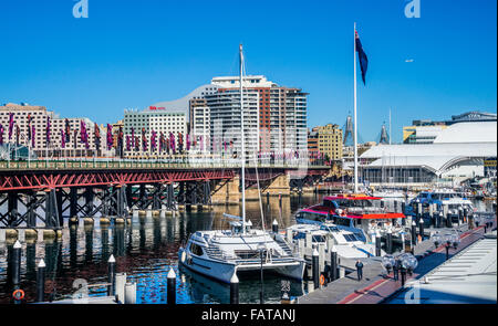 Australien, New South Wales, Sydney, Darling Harbour, Ansicht der Pyrmont Bridge von Darling Harbour Aquarium Wharf Stockfoto