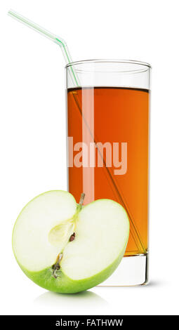 Glas Apfelsaft auf dem weißen Hintergrund isoliert. Stockfoto