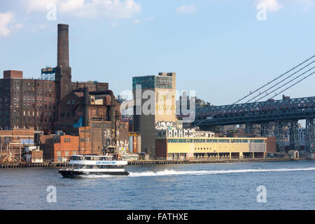 Die historischen Domino Zuckerraffinerie in Williamsburg, Brooklyn, New York. Stockfoto