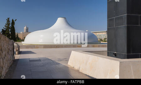 Die äußere Kuppel des Schrein des Buches im Israel Museum in West-Jerusalem, Israel, Naher Osten. Stockfoto