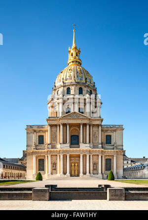 Les Invalides (aka Hôtel national des Invalides) in Paris. Stockfoto