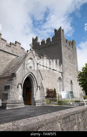 Kirche der Heiligen Dreifaltigkeit Abtei; Adare, Limerick, Irland Stockfoto