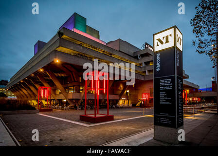 National Theatre am Südufer der Themse, London, UK. Stockfoto