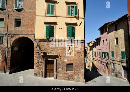 Via del Comune, Siena, Toskana, Italien Stockfoto