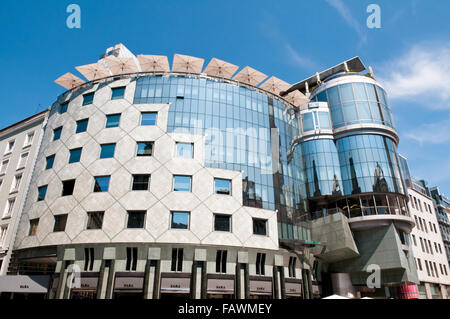 Die Haas House Hotel und Einzelhandel Raum in Wien, entworfen von dem österreichischen Architekten Hans Hollein Stockfoto