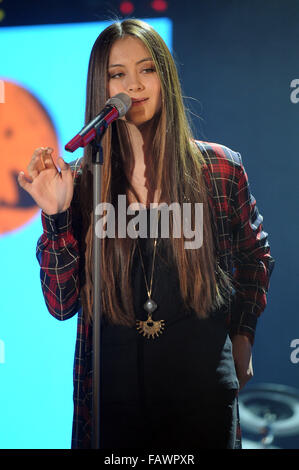 Jasmin Thompson am Sanremo Giovani 2015 im Ariston Theater Featuring durchführen: Jasmine Thompson erklingt am Sanremo Giovani 2015 in der Ariston Theater wo: Sanremo, Italien: 28. November 2015 Stockfoto