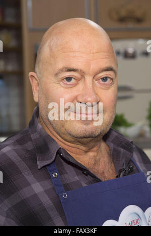 ARD ZDF Kochshow "Lafer Lichter Lecker" an Fernsehmacher-Studio Featuring: Florian Martens wo: Hamburg, Deutschland bei: 29. November 2015 Stockfoto