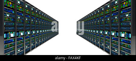 Terminal-Monitor im Serverraum mit Server-Racks im Rechenzentrum Interieur Stockfoto