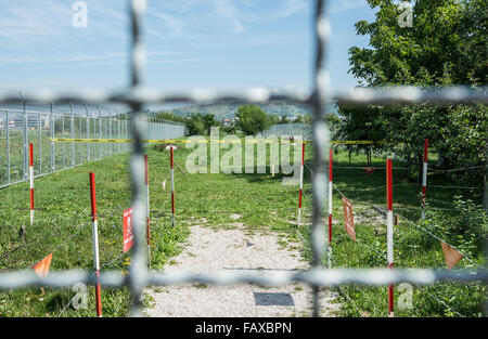 Minenfeld neben unterirdischen Tunnel von Sarajevo Baujahr 1993 während der Belagerung von Sarajevo, Stadt mit bosnischen gehaltenen Territorium zu verknüpfen Stockfoto