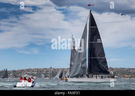 Rolex Sydney Hobart Yacht Race, 2015, Sydney Harbour, Australien, Samstag, 26. Dezember 2015. Stockfoto