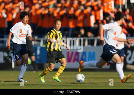 Kanagawa, Japan. 5. Januar 2016. Kohei Yokozawa Fußball /Soccer: 94. alle Japan High School Fußball Turnier Viertelfinal-match zwischen Kokugakuin Kugayama 1-0 Maebashi Ikuei im NHK Spring Mitsuzawa Fußballstadion in Kanagawa, Japan. Bildnachweis: Yohei Osada/AFLO SPORT/Alamy Live-Nachrichten Stockfoto