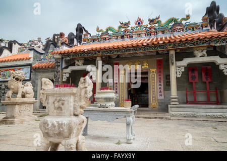 Exterieur des dekorierten Pak Tai Tempel auf Cheung Chau Insel in Hong Kong, China. Stockfoto