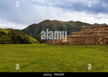 Alten Inka Mauerwerk im Dorf Chinchero, in Peru. Stockfoto