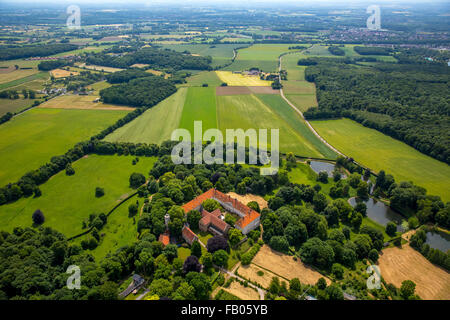 Schloss Cappenberg in Selm-Cappenberg Stiftskirche mit Schlossberg, ehemals Cappenberg Schloss ist ein ehemaliger Zisterzienser Stockfoto