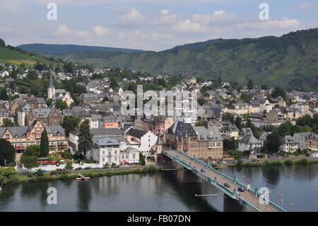 Panorama der Stadt Traben-Trarbach an der Mosel River, Deutschland Stockfoto