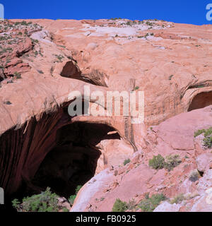 Brimhall Naturbrücke im Capitol Reef Nationalpark in der Nähe von Boulder, utah Stockfoto