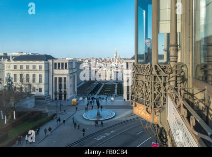 Blick über die Innenstadt von Brüssel aus dem Jugendstil-Gebäude von der musikalischen Instrumente Museum Brüssel MIM. Stockfoto