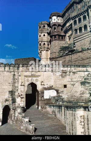 Haupteingang Mehrangarh Fort (1460), alias Mehran Fort oder die majestätischen Fort Jodhpur, Rajasthan Indien Stockfoto