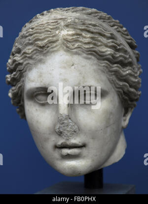 Cnidus Aphrodite. Marmorskulptur. Römische Kopie des 4. Jahrhunderts v. Chr.. Griechischen Original von Praxiteles. Von Rom. 2. Jahrhundert n. Chr. Ny Carlsberg Glyptotek. Kopenhagen, Dänemark. Stockfoto