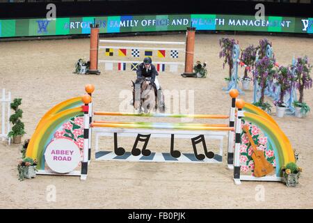 Liverpool International Horse Show, Januar 2016, Vereinigtes Königreich. Joseph Davison auf Vennoot Stockfoto