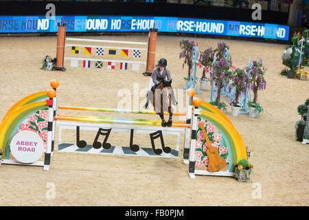 Liverpool International Horse Show, Januar 2016, Vereinigtes Königreich. Fiona Meier auf Olympischen MH F Stockfoto