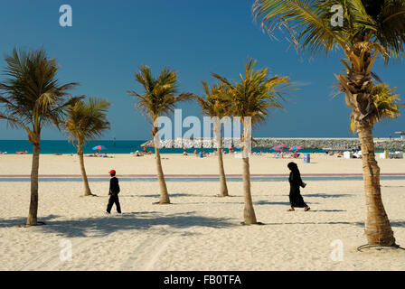 Jumeirah Open Beach, Jumeirah, Dubai, Vereinigte Arabische Emirate Stockfoto