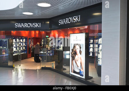 dh Swarovski Shop SHOPS UK Shop Frontscheibe Display Schmuck Shop Eingang Aberdeen Stockfoto