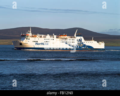 Dh Scapa Flow MV HAMNAVOE ORKNEY Serco Northlink Fähre segeln schottische Fähren Schottland Stockfoto