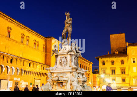 Brunnen von Neptun am Piazza Maggiore Stockfoto